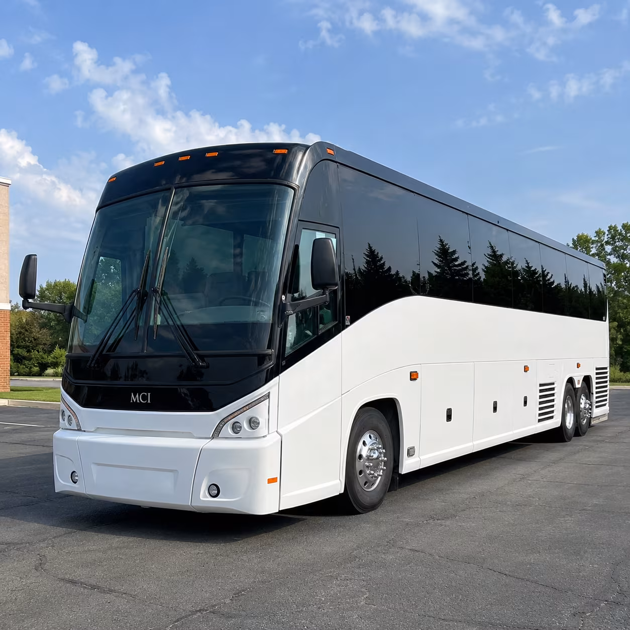 corporate campus shuttles along the i 35e corridor