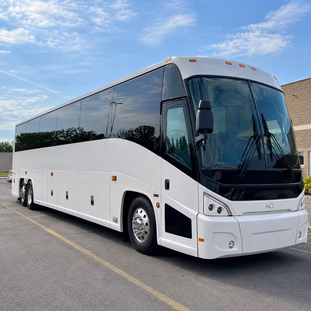we help you compare buses for corporate events and employee shuttles in eagan